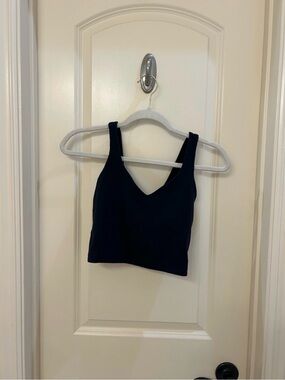 Black V-Neck Women’s Lululemon Cropped Tank Top